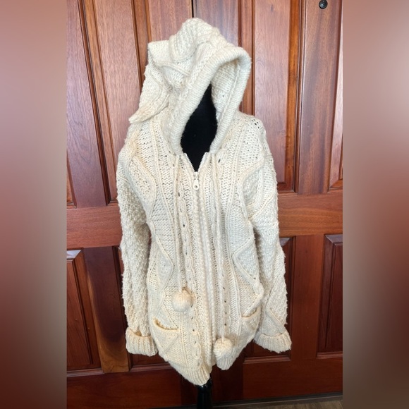 Native Inka 100% Wool Elf Hooded Chunky Sweater Fisherman Cable Pom Pom Long - Picture 1 of 11